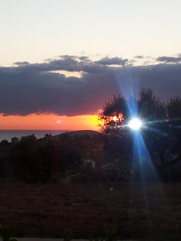 Villa Borsacchio Roseto Degli Abruzzi Δωμάτιο φωτογραφία